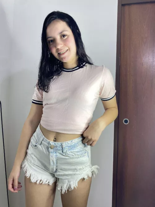 Just a simple pic this time of a cute outfit I wore to work  by Vicki-Heartxo