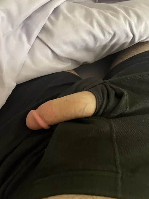 Just hanging out by DMmetitsplease69