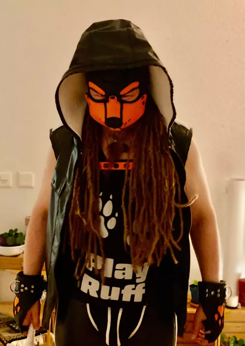 Ready to play ruff? 🐾😏 by Desperate-Try-1711