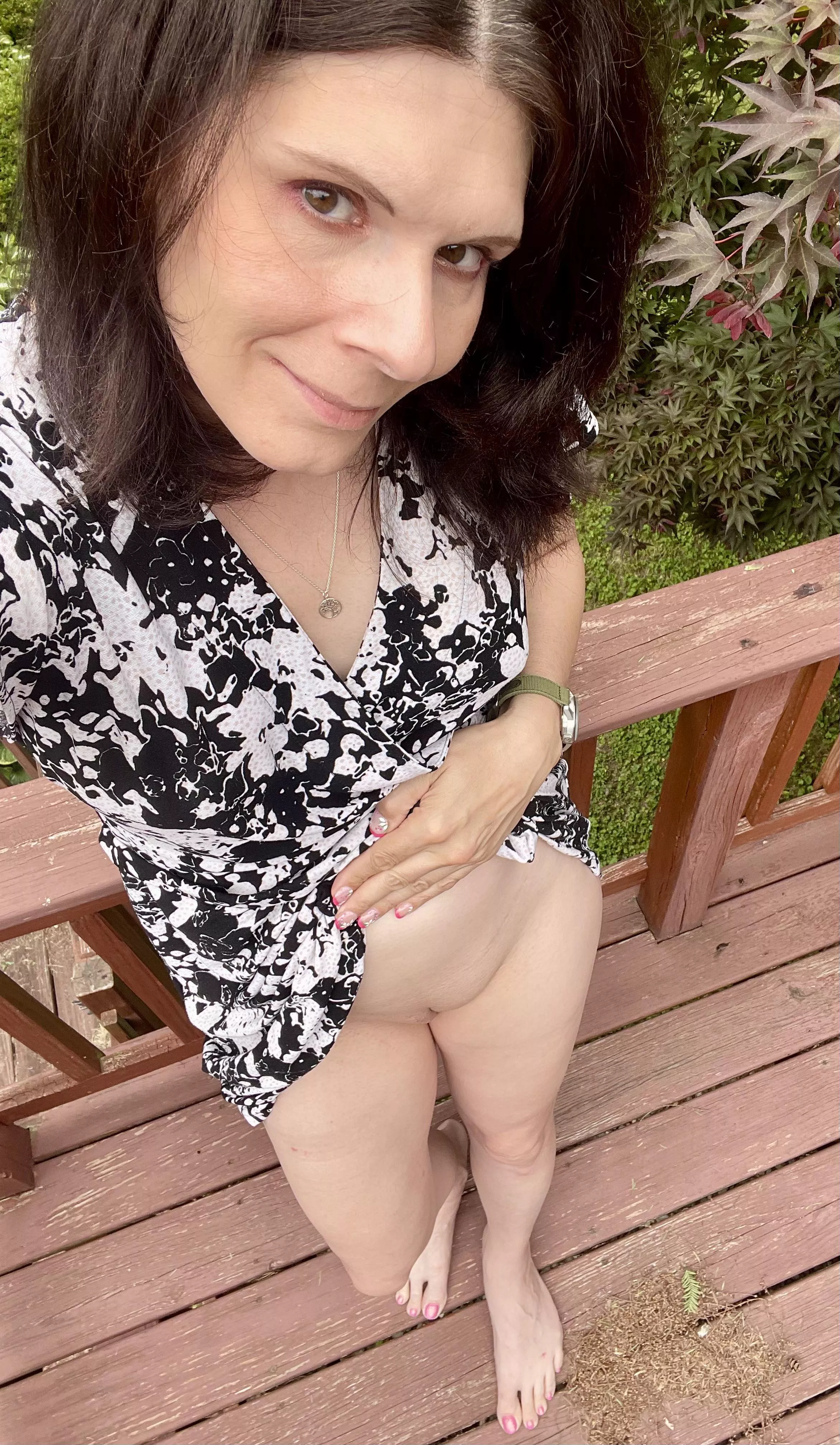 Summertime living is easier without panties (42F)  posted by TheRealAutumnGoddess