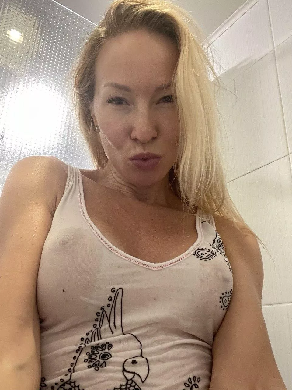 Sweaty cutie posted by _LUNA_angel