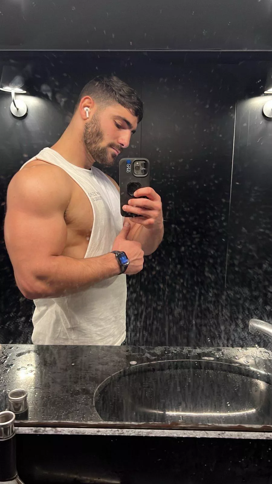 The best thing you will see today.  posted by thebicepsking