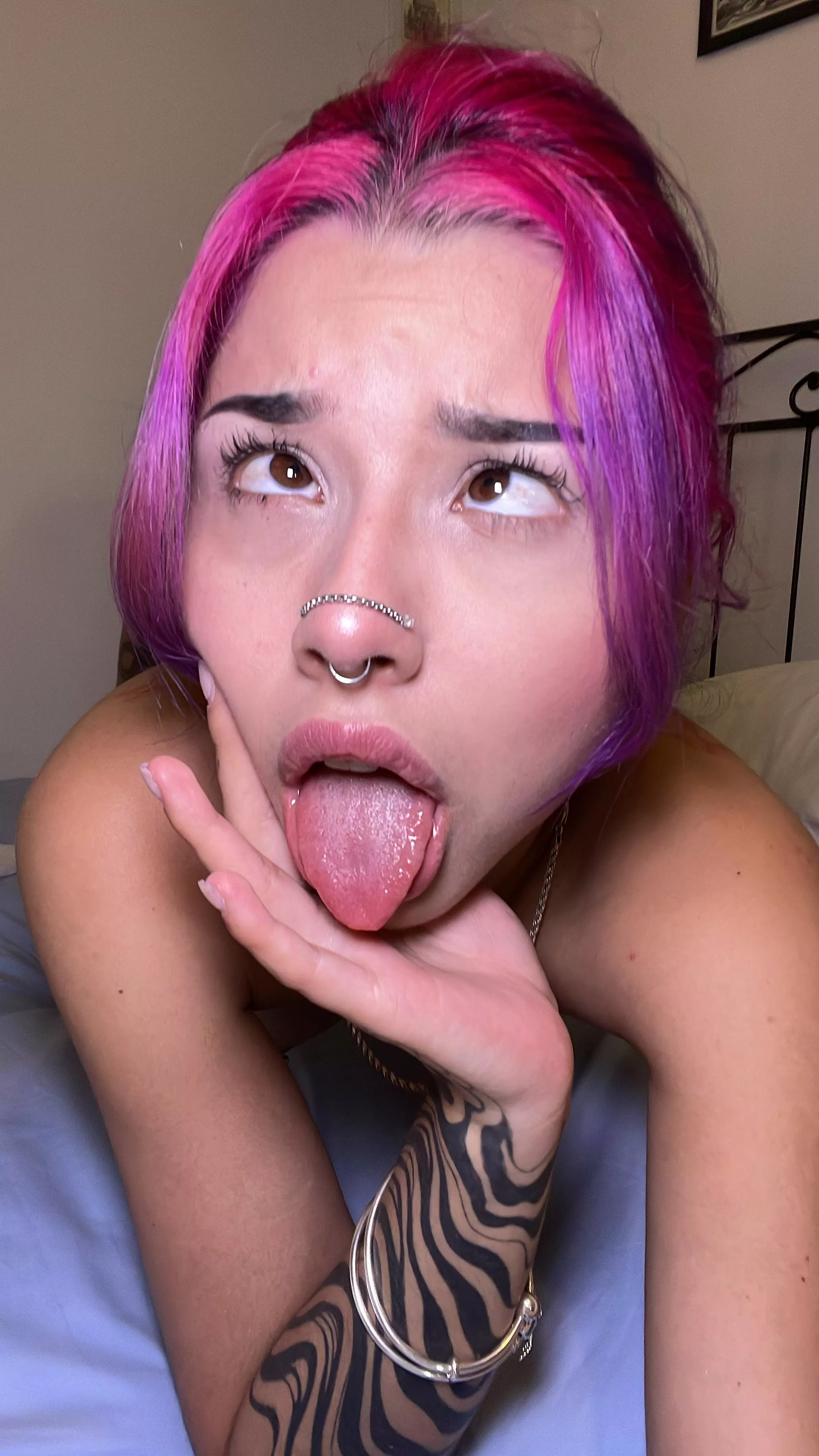 Waiting for you to put your big piece of meat inside my small&cute mouth posted by waifuxwillow