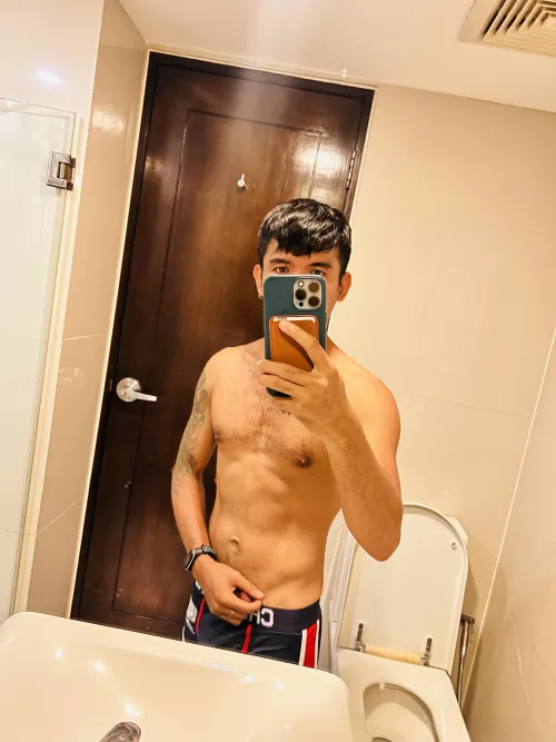 Bored m4m. Preferably a dad. by Creative-Rub-3589