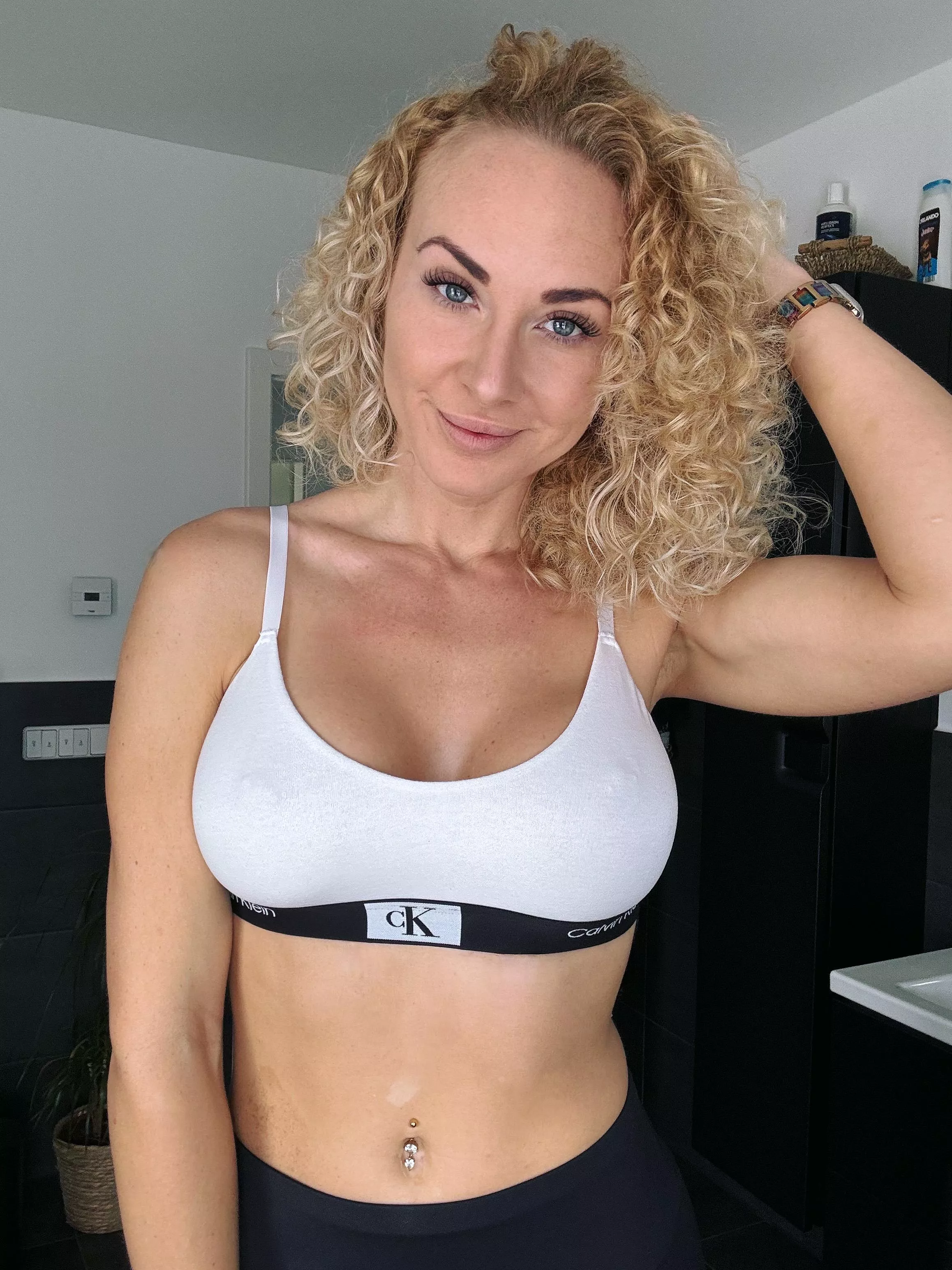 [F] I don't sweat but I get wet a lot posted by StelaRises