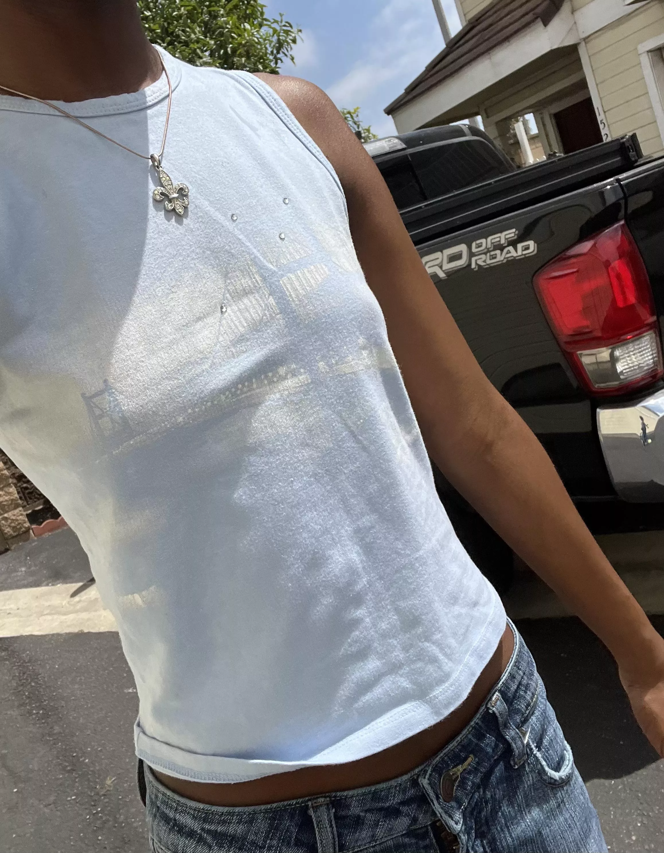 (F20) new little top :3 posted by Dvnziidepop