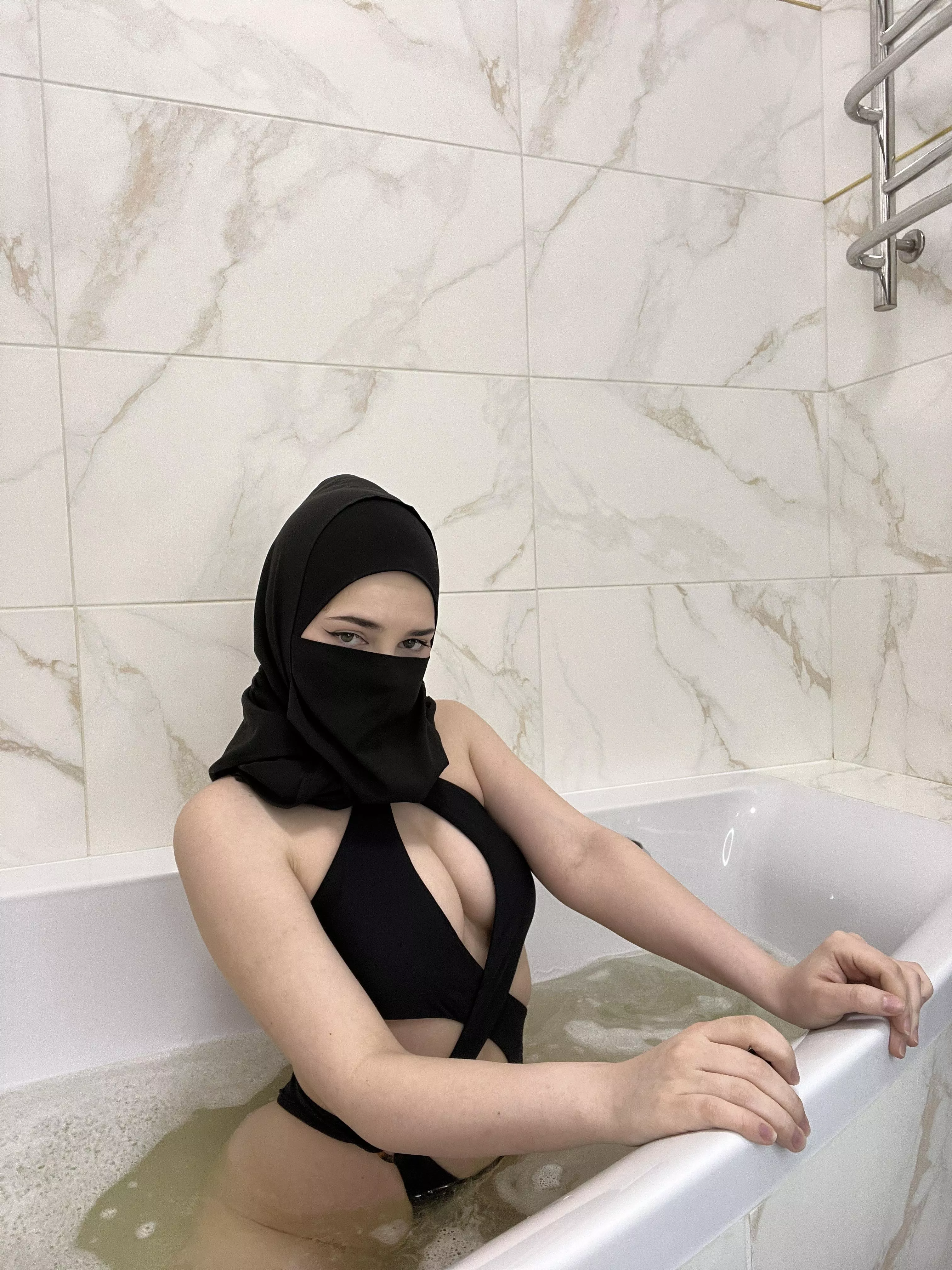 How hot is your shower? posted by Lara_xoe