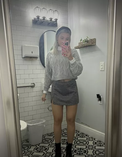 I want your cum dripping down my thighs by sidmin