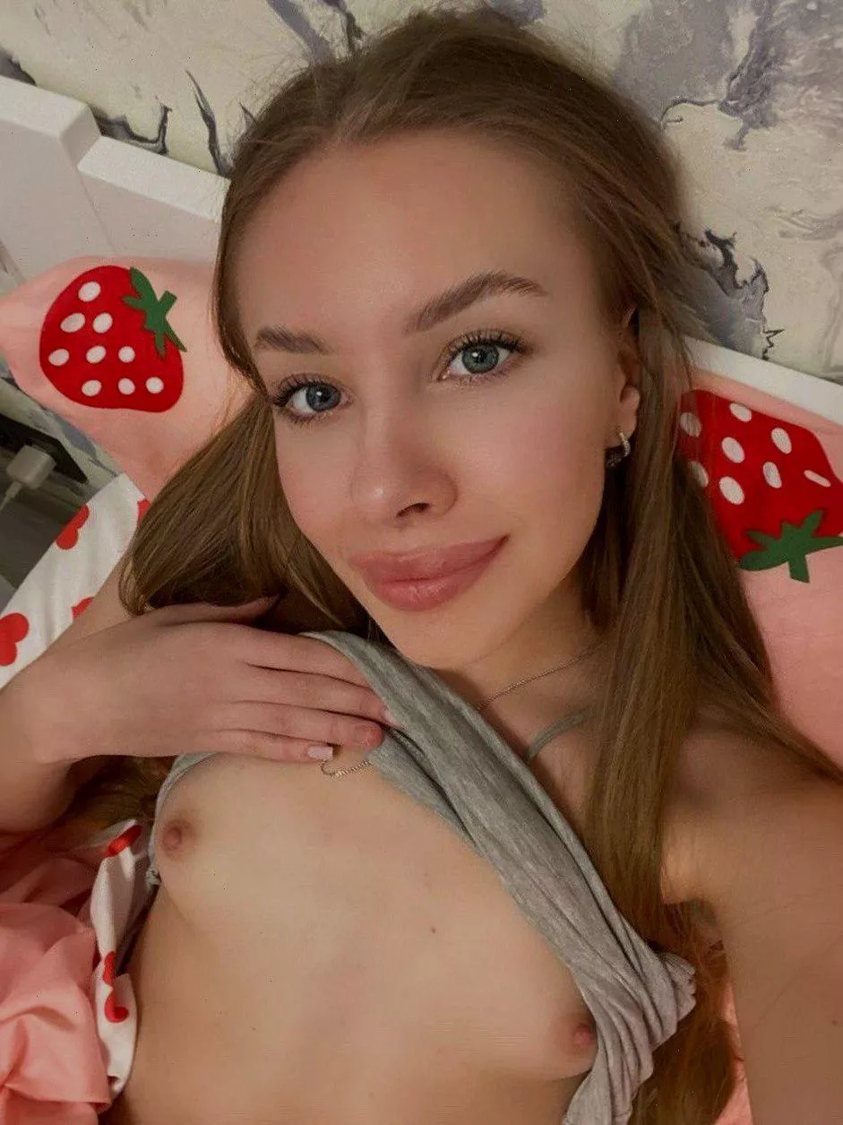 I'm in such a playful mood. join me? posted by KarenLizzaBeth