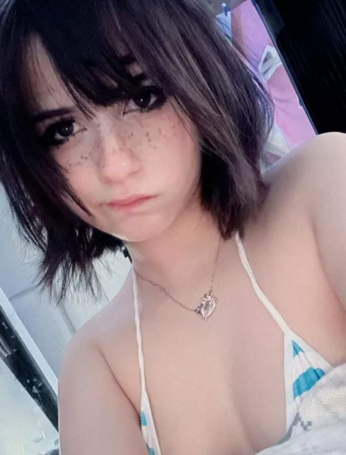 Is 2006 legal enough to go raw? by biglips-nina