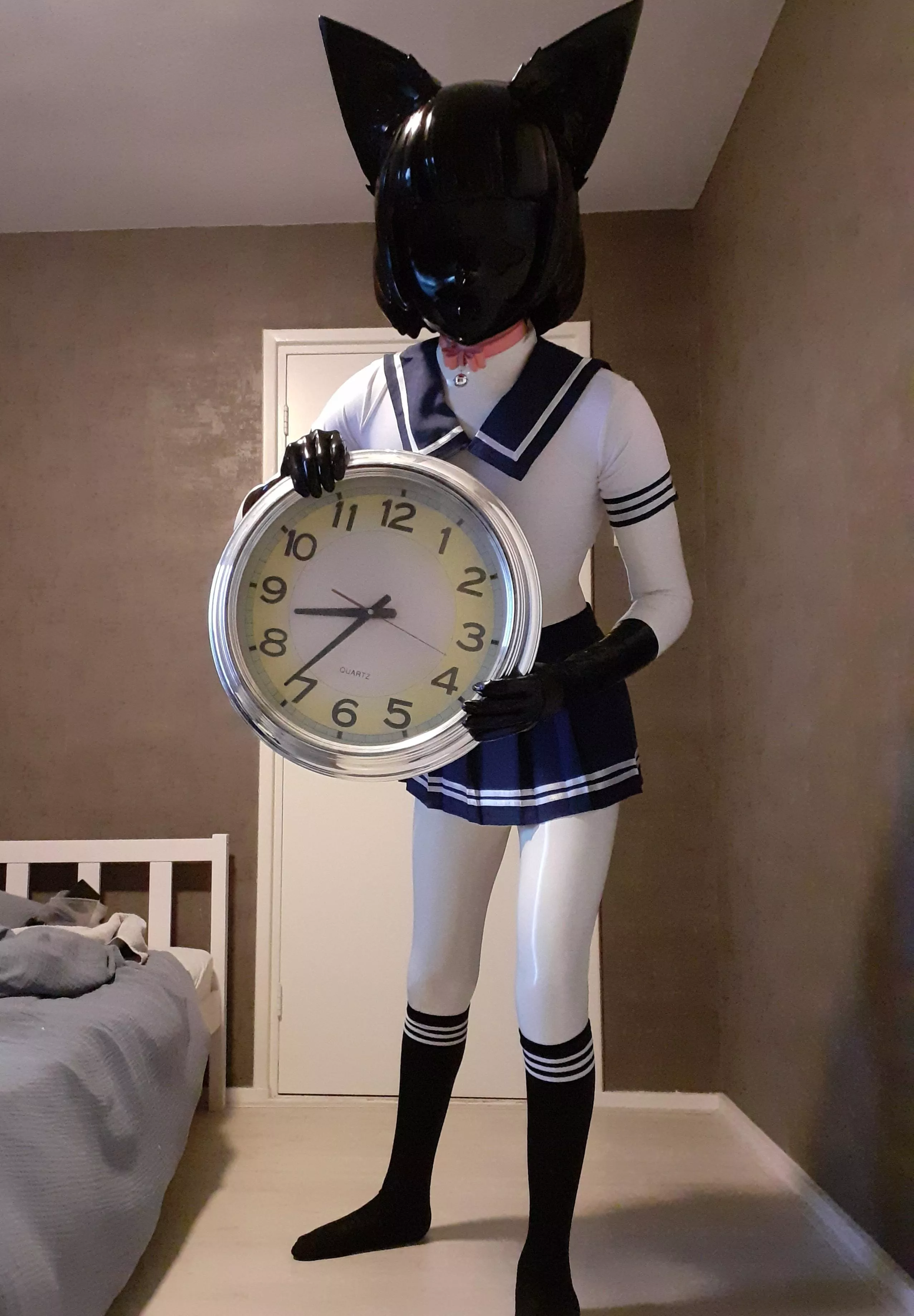 It's time to stop! posted by BunchOfTwelveBunnies