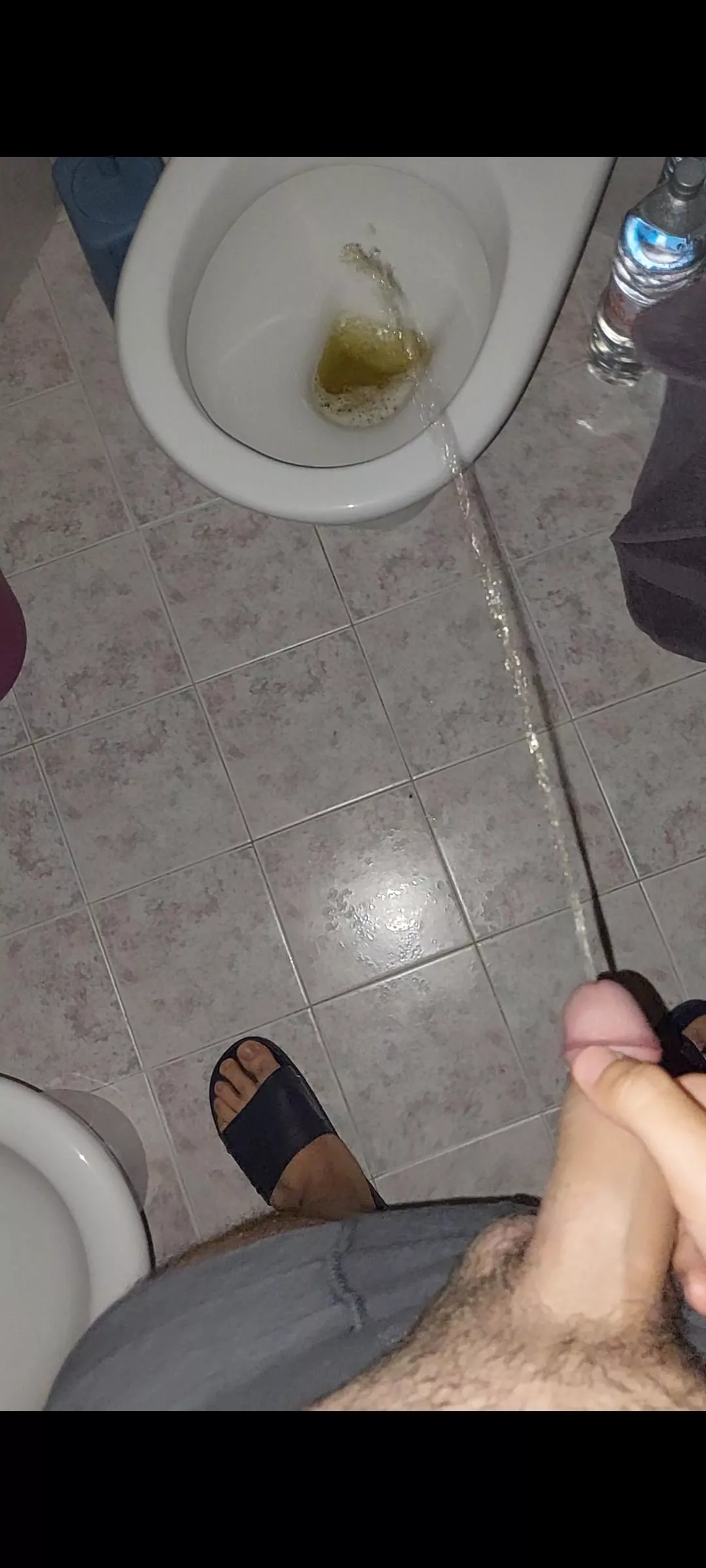 Late night piss posted by No-Echidna974