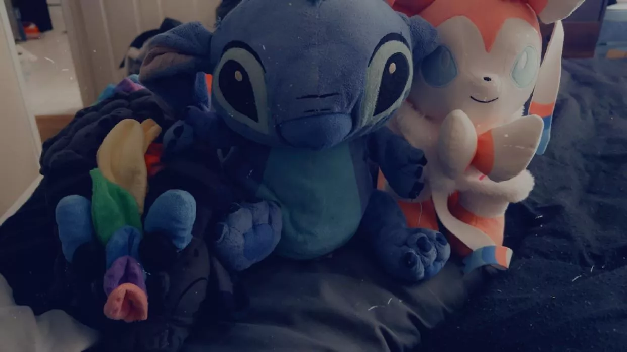 My three favorite plushies! Zen, Stitch and Sylveon posted by wickedkitten87
