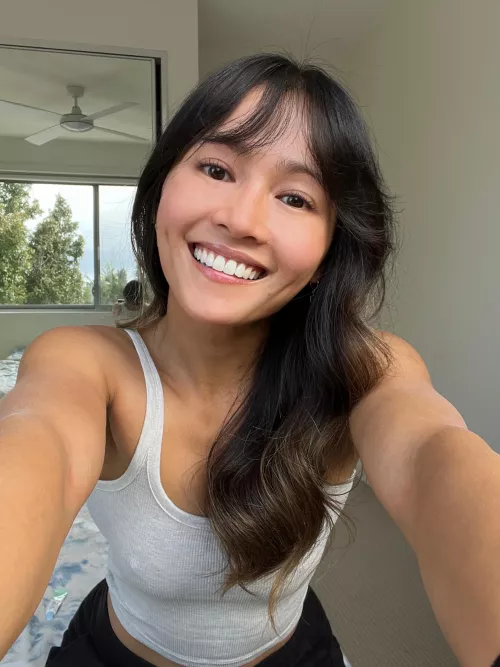 The girls are happy to be braless  by Jessie_minx1