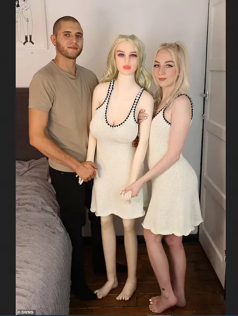 While the Goddesses are busy partying in Venus, your Head of State is hard at work making good on my promise to our Queen. I am proud to present a sneak peek at the upcoming Queen Alex doll releasing very soon. posted by Rainbow_And_Sunshine