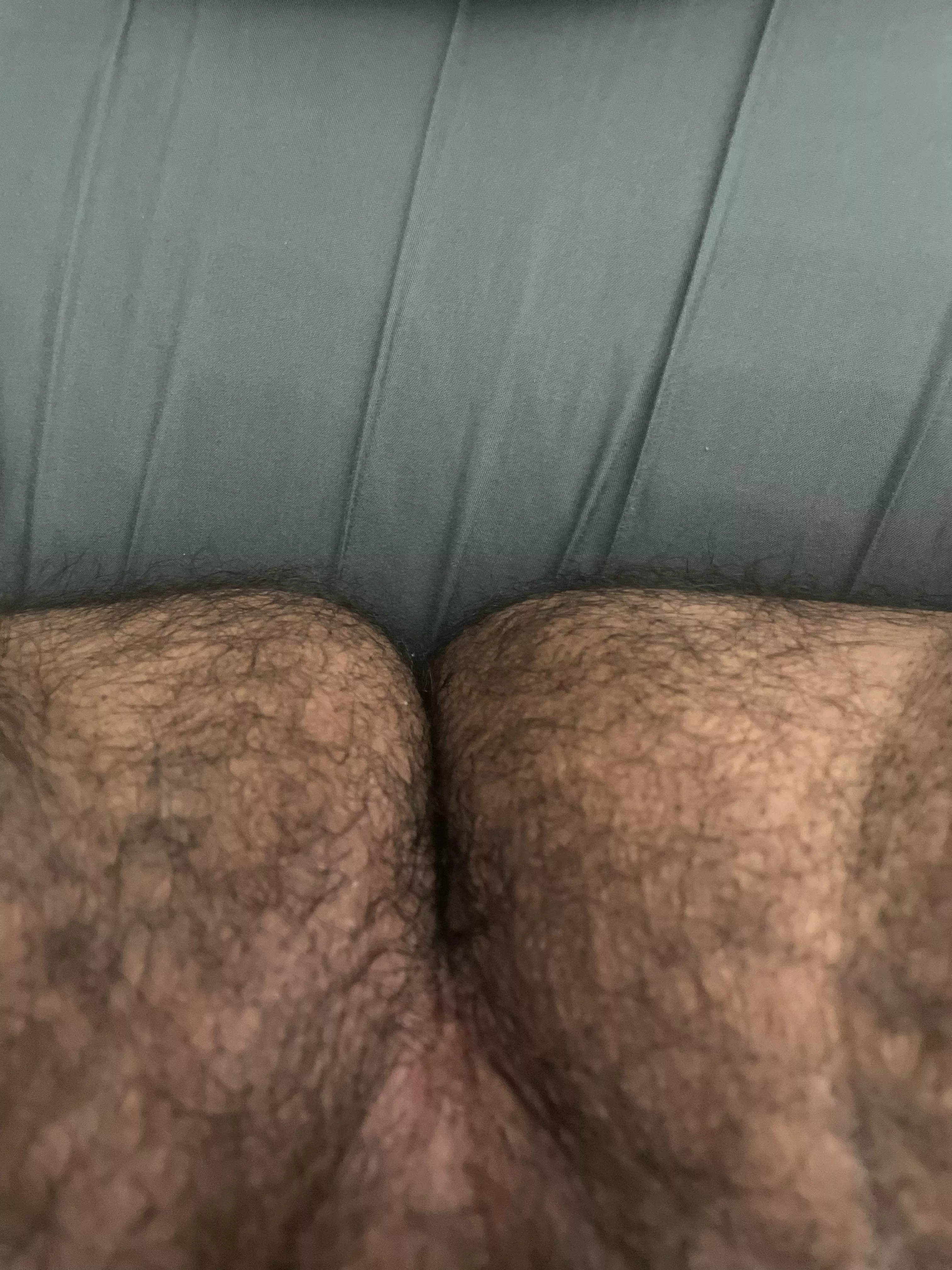 24 hairy chub bttm horny asf. I wanna see u cum, love all sizes 😘. Dm me posted by Correct_Repeat_9950