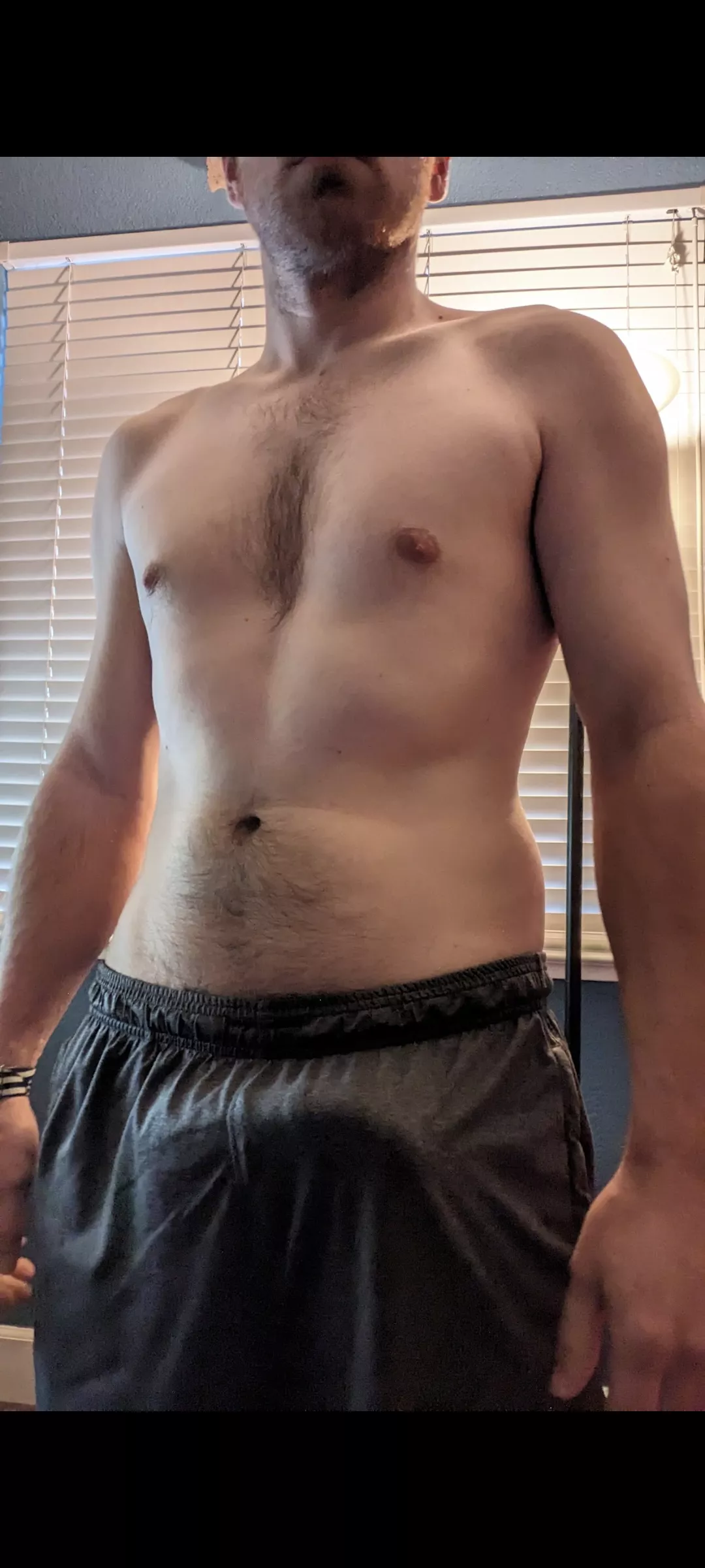 31 Dilf bulge for all to enjoy  posted by blue_collar_daddy