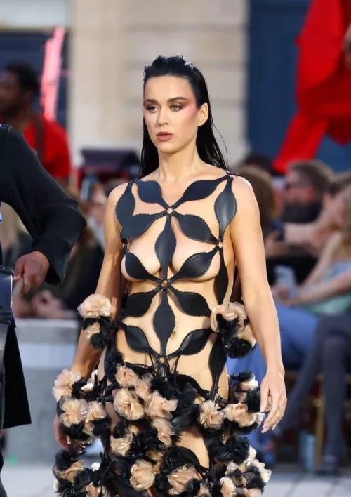 Different angle of Katy Perry outfit by darkstar1222