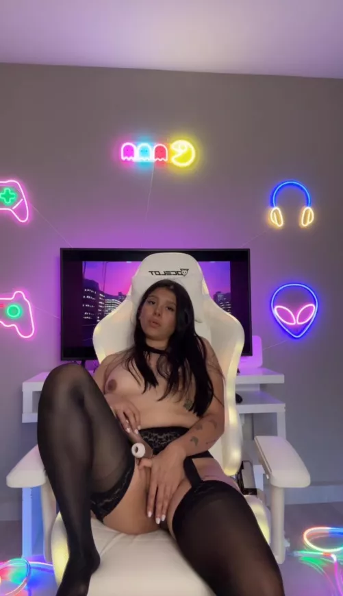 Different type of controller ;) by Silent_of_the_hill