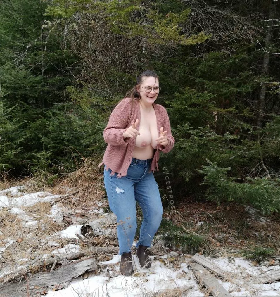 I'm that weird naked girl you might come across in the woods posted by cestrose