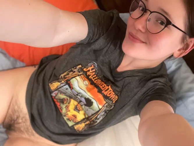 No shave summer by Hornet_Novel