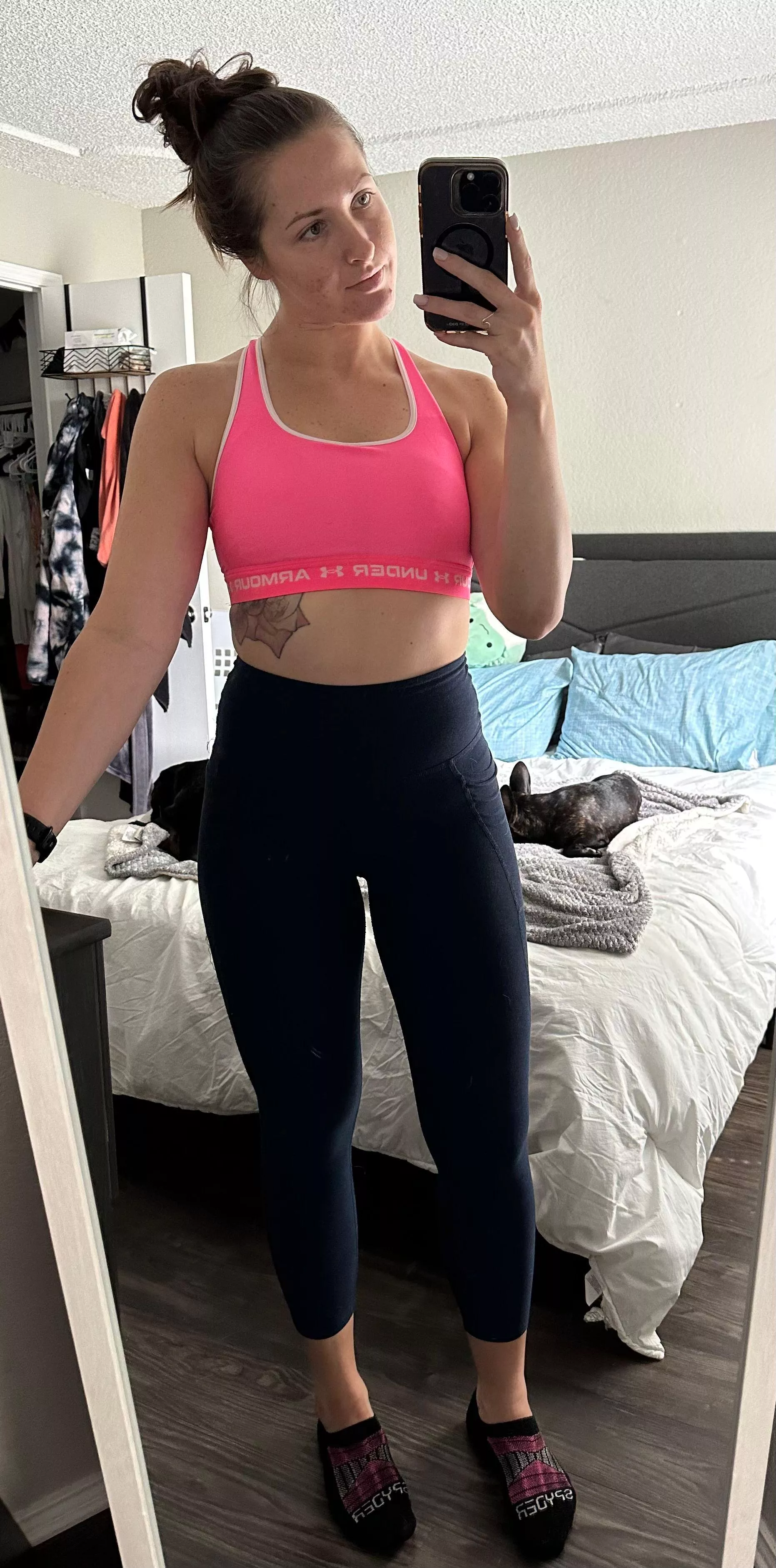 pretty in pink 🩷 posted by cumwcourt