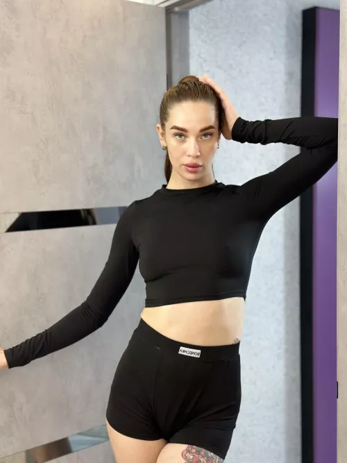 Selfie before training; Stay fit, stay young by apple_only_