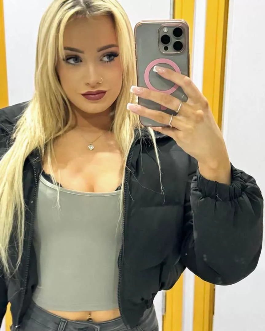 Share your first thoughts! posted by Scarletteee1