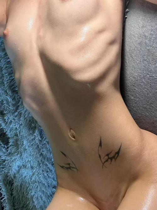 The real beauty of my ribs by Isla_Lucinda