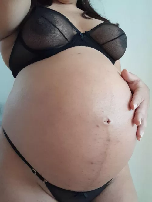 Would you like to see nudes and videos of a pregnant woman like me? Say yes or no  by LatorreMelina