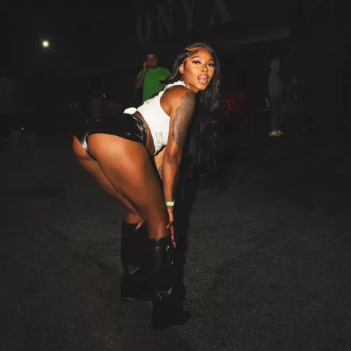 Big Boss Vette by TheOneWhoKnocks_13_