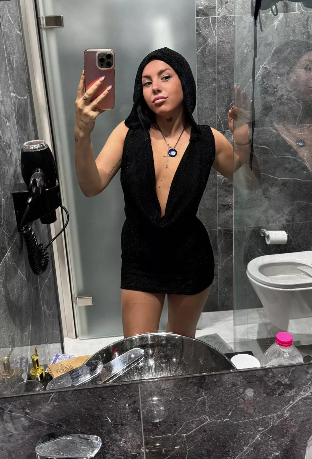 classy can still be sexy right? posted by DilSnaps