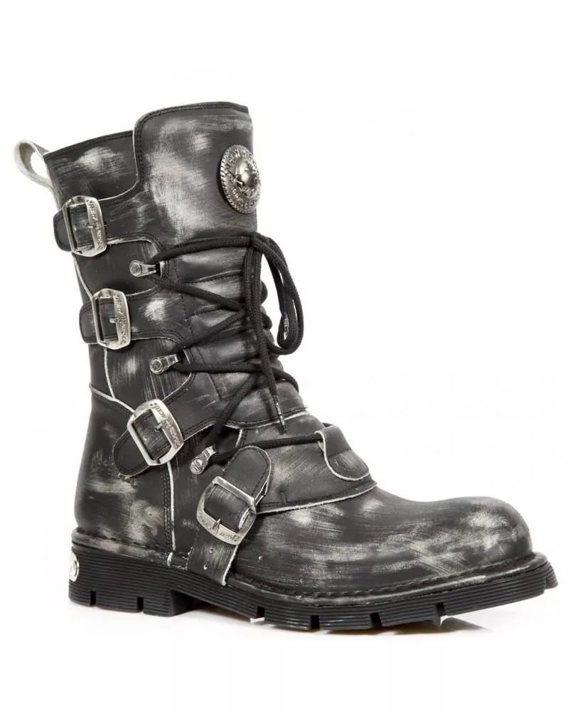 hello I come to you with a conundrum  posted by oaktea_