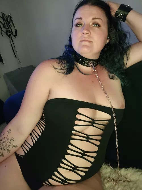 I'm horny I wanna chat  by alicemonroestudio