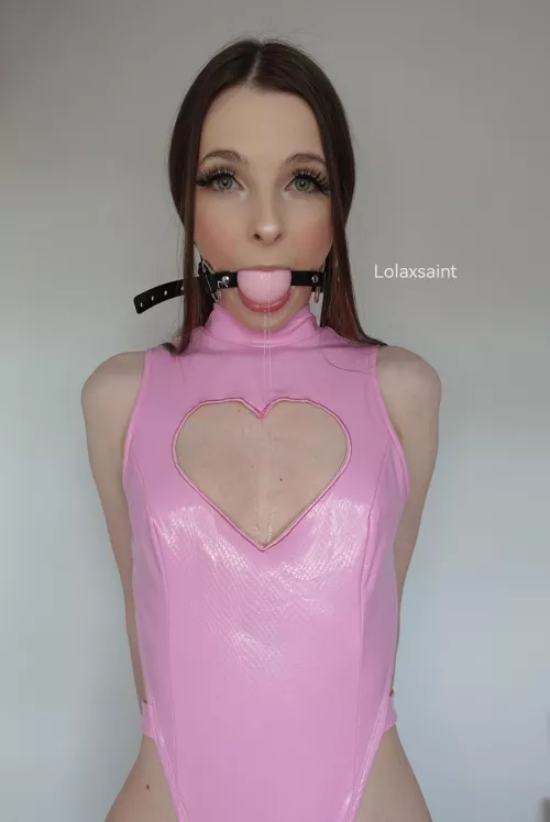 It's been a while since I've posted my favourite ballgag <3 by lola__saint