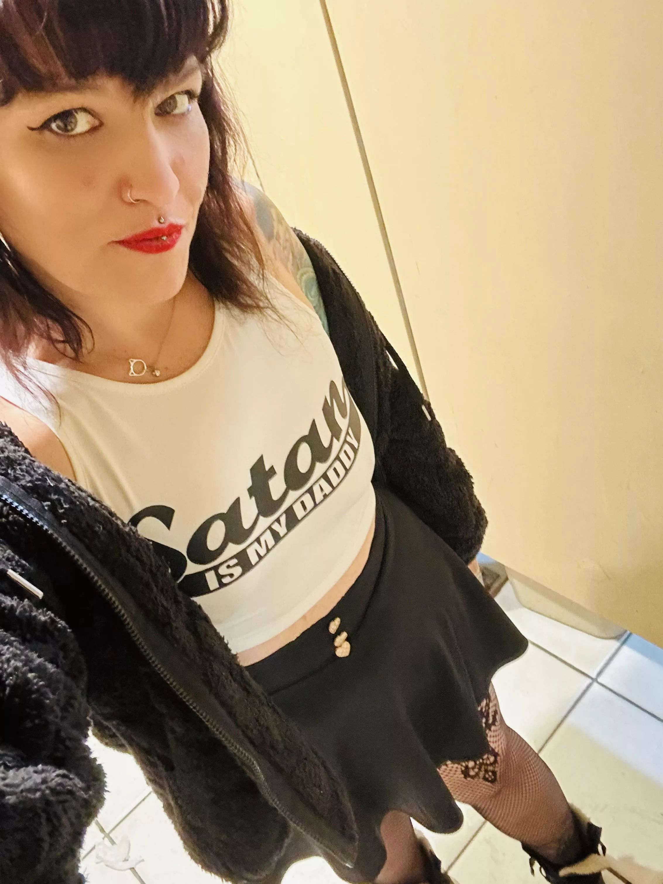 It’s true 😈💋[F] posted by wetncurvy