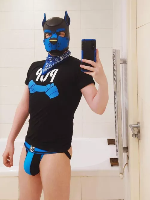 Puppy want a bone? by Kitwildexxx