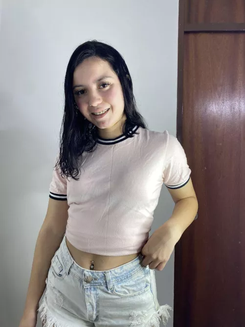 Should I show it more? by Vicki-Heartxo