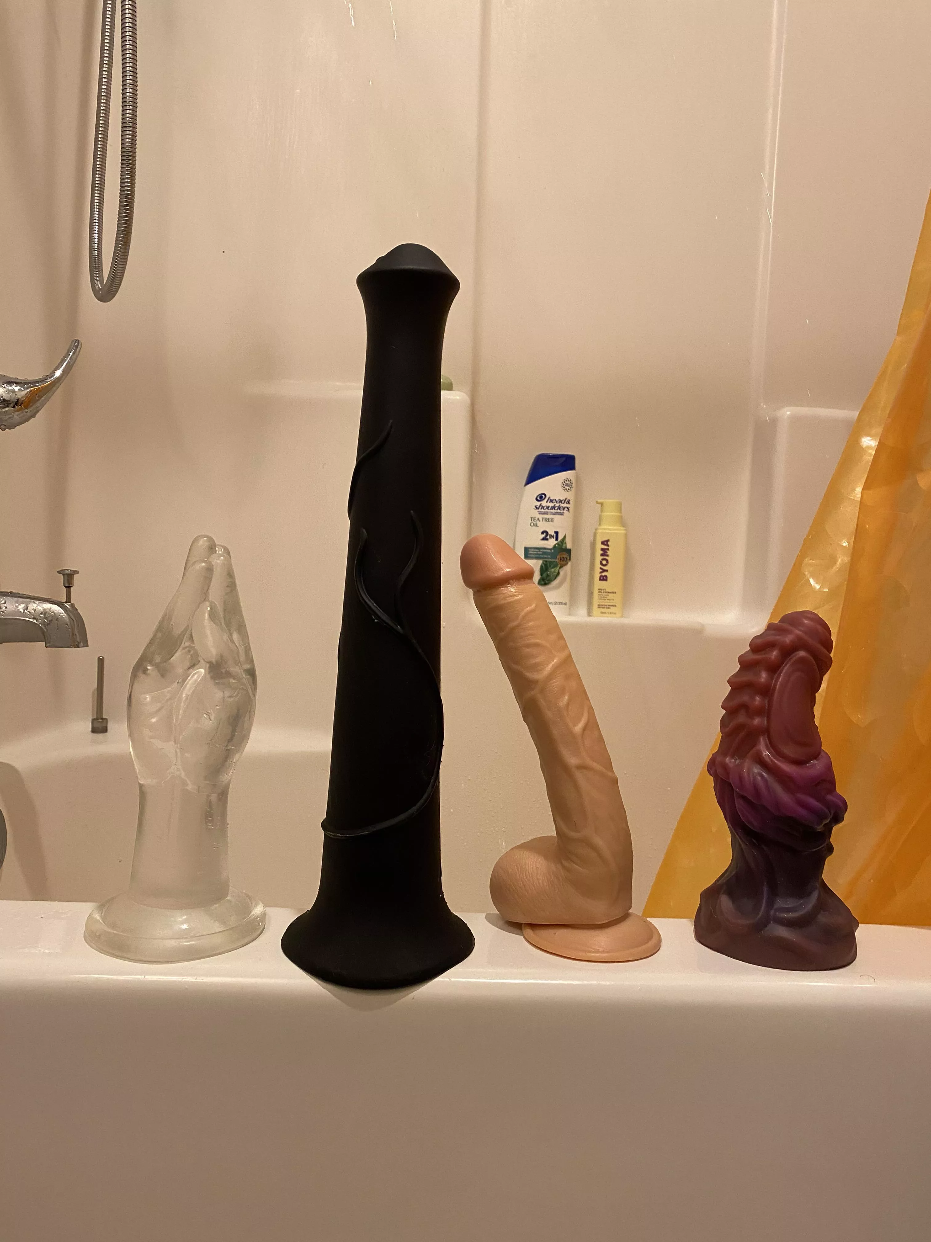 Tonight’s plans posted by Electrical_Row_2756