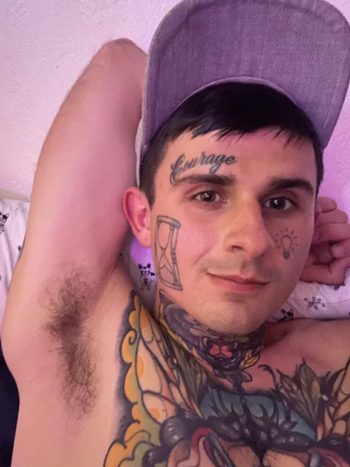 Ugh! Just so sweaty and stinky today. But you want to smell? 🥰 by daveydesire