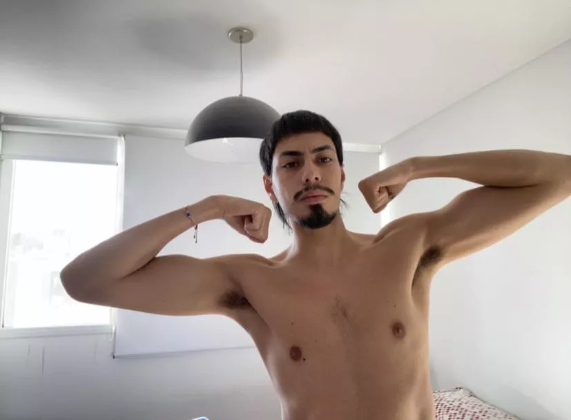 would you smell my sweaty pits?  posted by charjasal