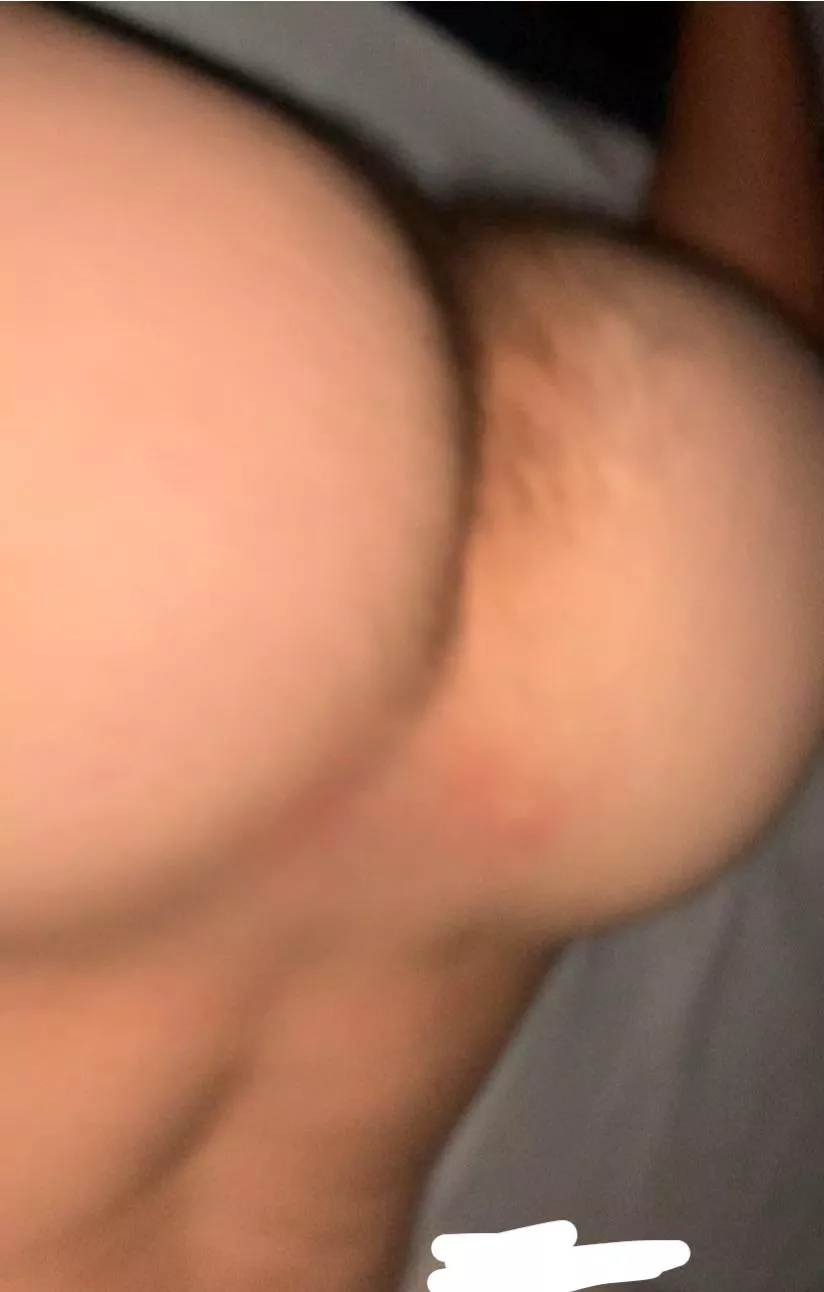 18 need a big cock in me posted by Hihi165
