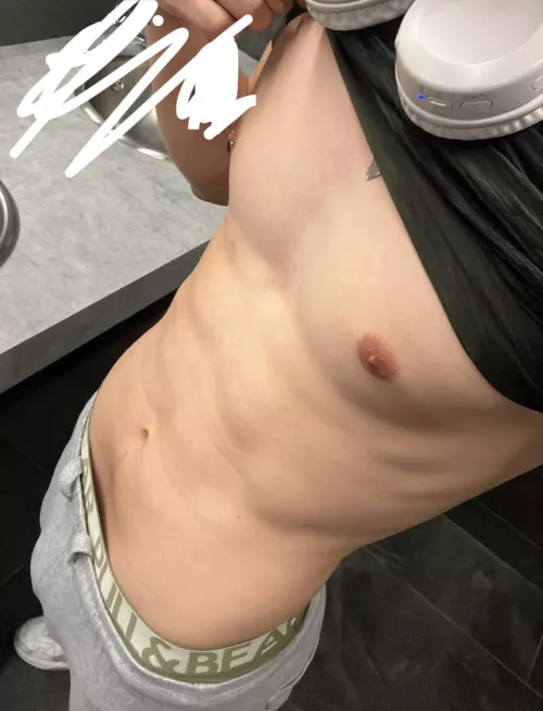 22 fit, guys interested in masturbating together and having a good time. Add me @s3512g by Future-Hat-4308