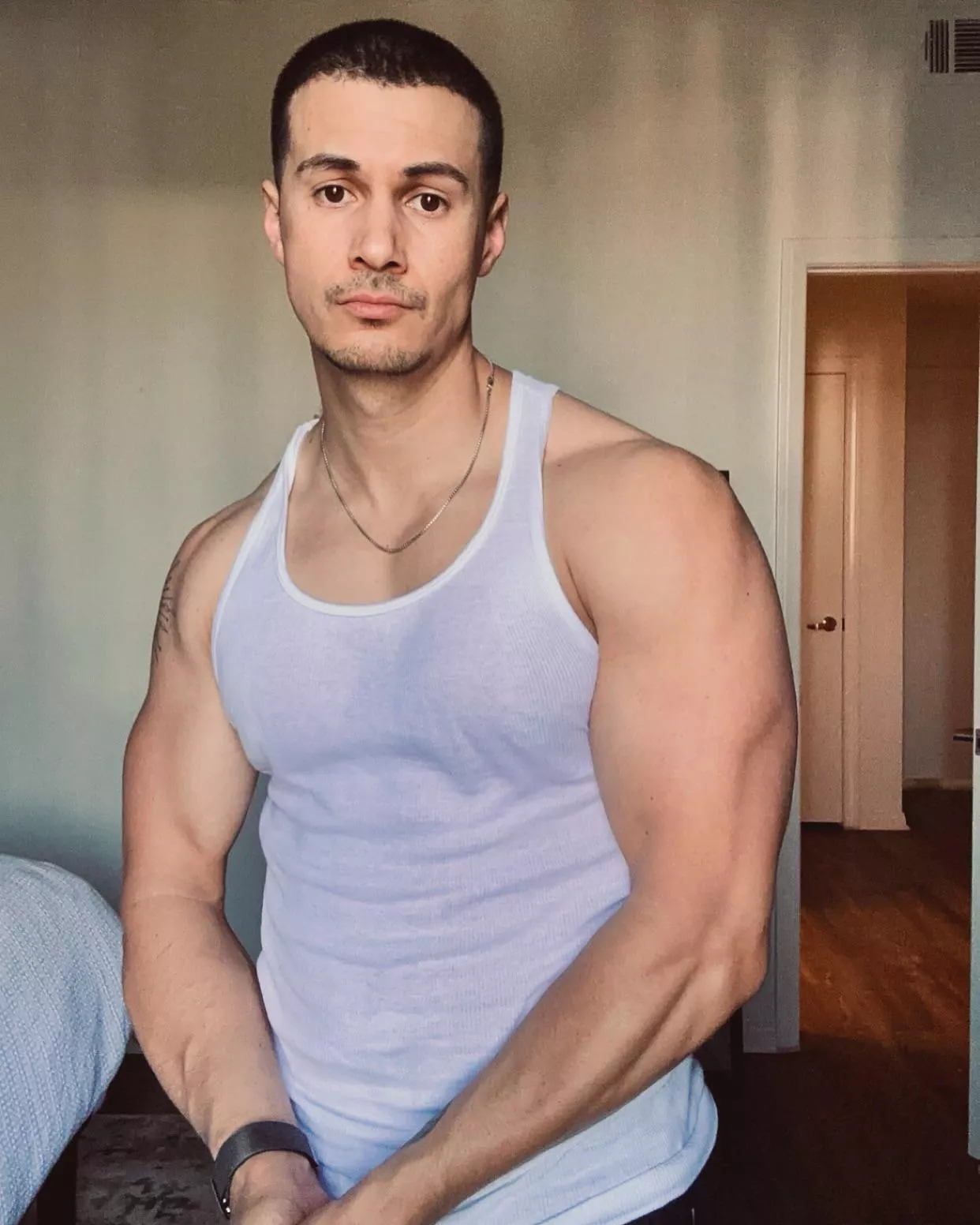 (35) tryna get big ? Or stay same size  posted by MarsupialDiligent585