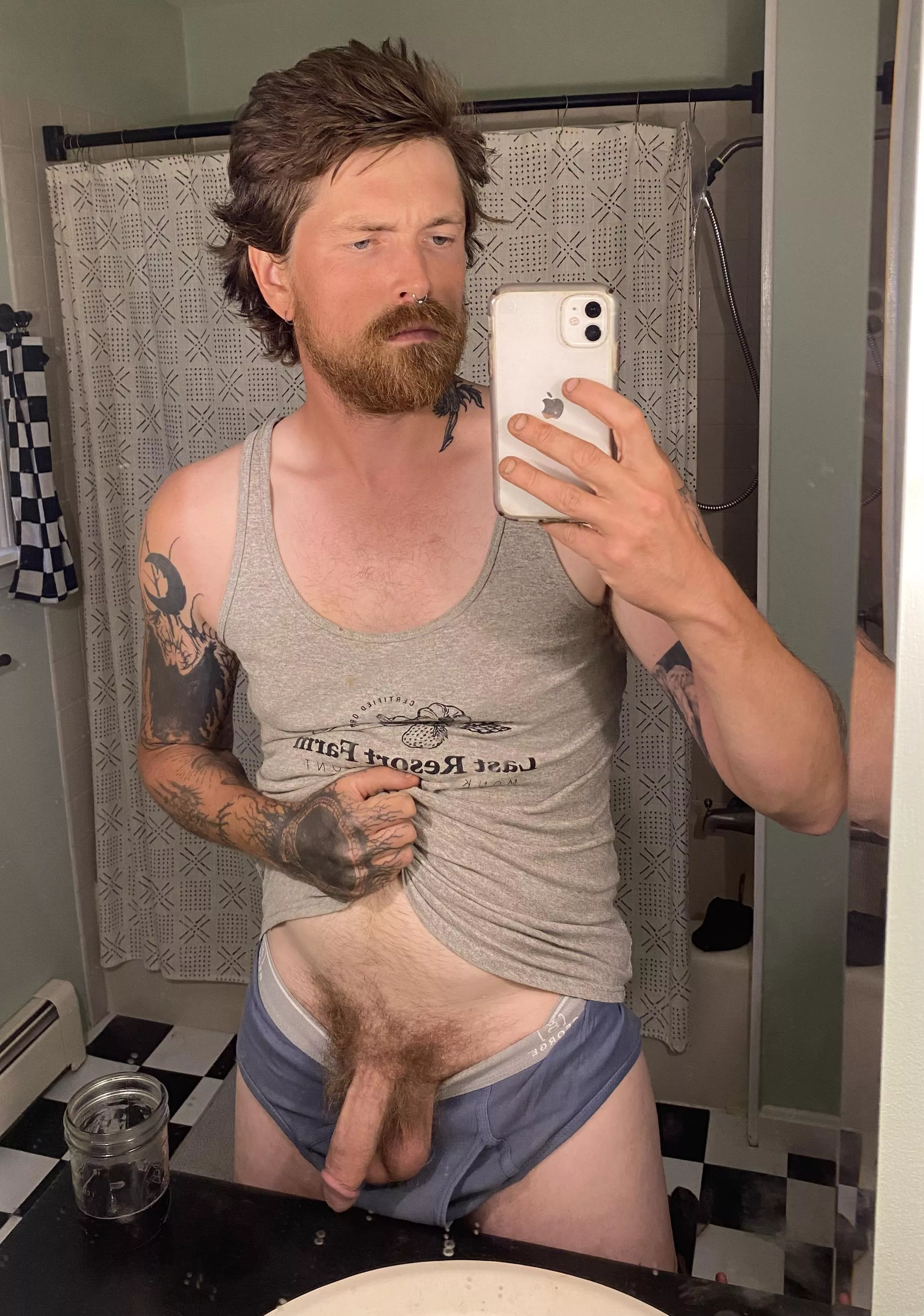 Do I fit in here? posted by phorrn1qk8