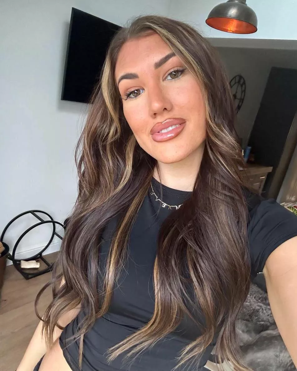 Do tall girls considered classy? posted by HomeFar1276