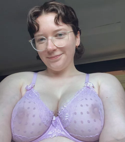 Do you think I’m cute? by kirbykit