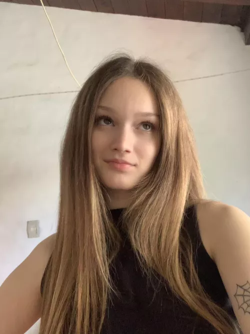 eighteen and still never kissed a guy before... by Spartan03B