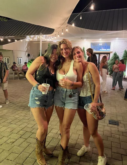 Good options 🤤 by [deleted]