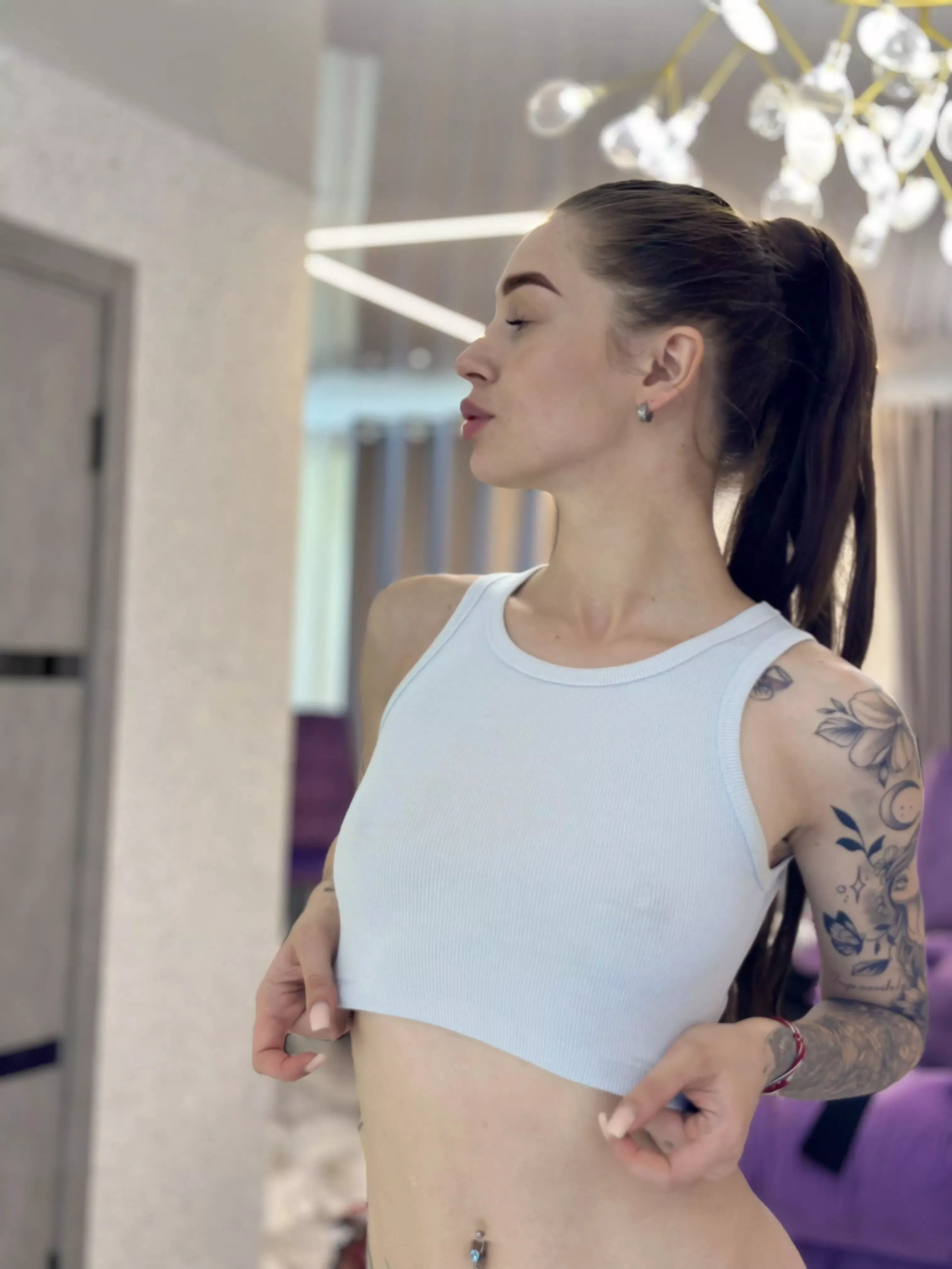 Hurd brunettes are your type posted by apple_only_